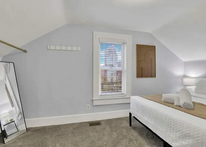 Housepitality - The Marienplatz - Free Parking Columbus